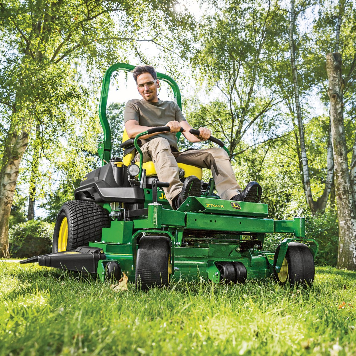 New John Deere ZTrak ride-on mowers for 2021! | Balmers GM Ltd